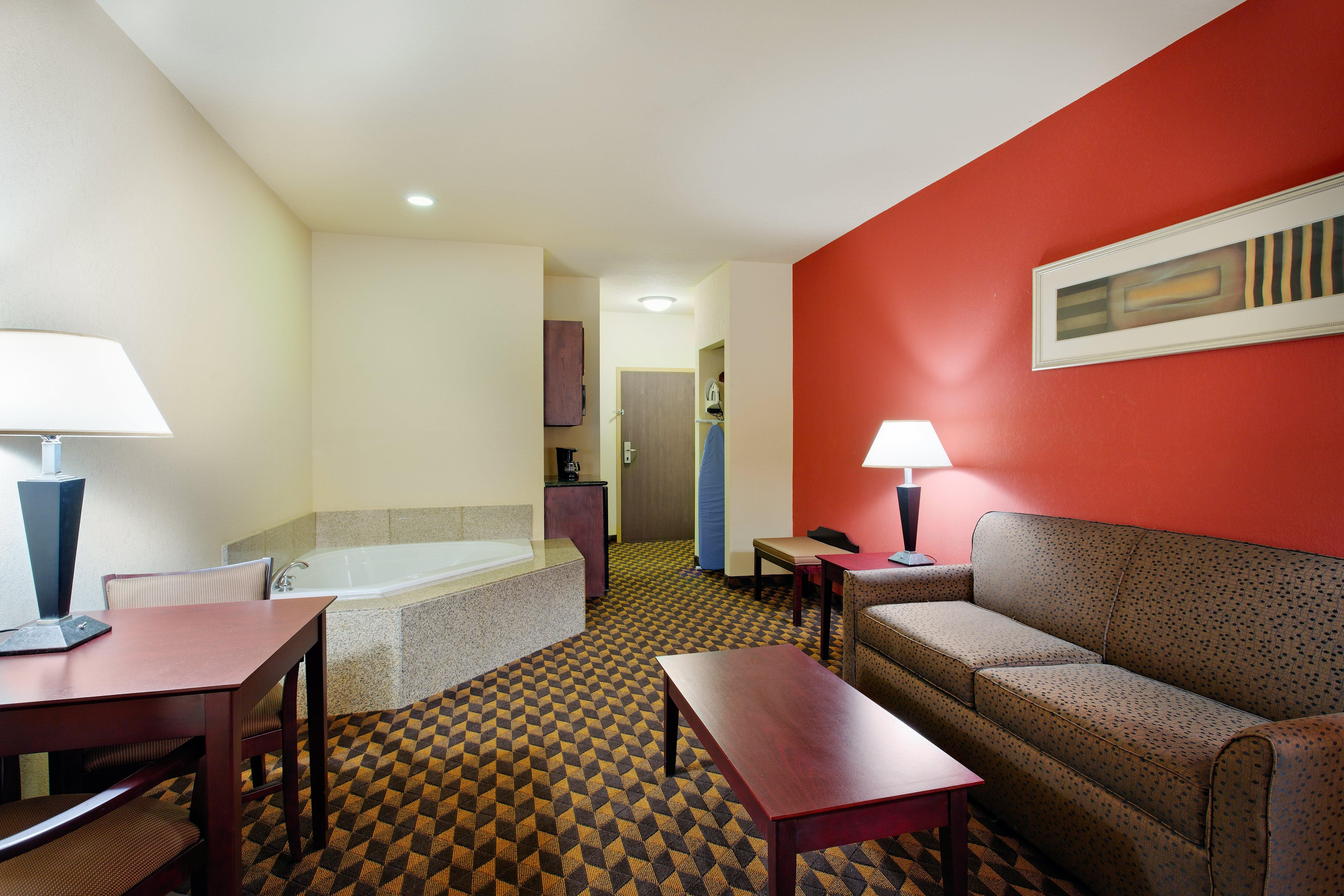 Holiday Inn Express & Suites Malvern By Ihg Ngoại thất bức ảnh